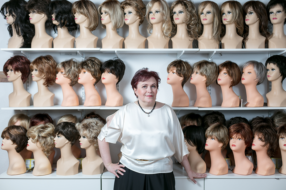 Волосы, дорого: Алла Гордиенко продаёт парики для онкобольных, и это бизнес — Секрет фирмы