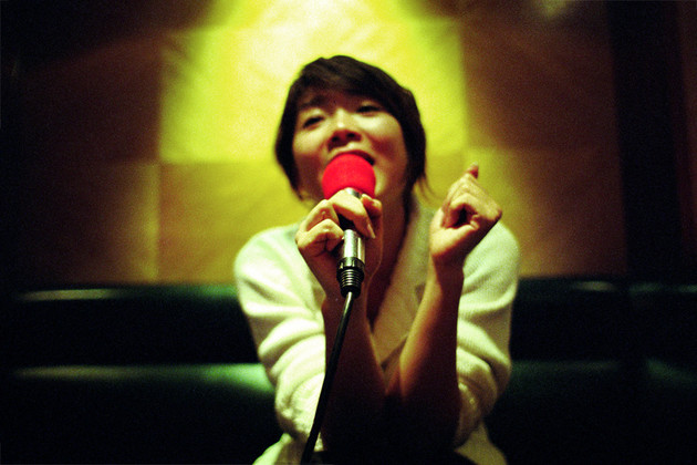 В караоке Bowie запрещено петь по-русски. Как оно зарабатывает