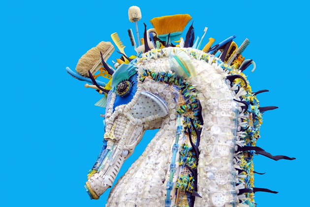 8 проектов, которые производят вещи из переработанного мусора