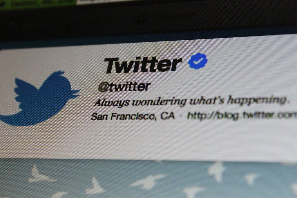 Успешному замедлению Twitter в России нашли объяснение