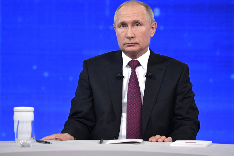 Путину пожаловались на дорогие кредиты для бизнеса