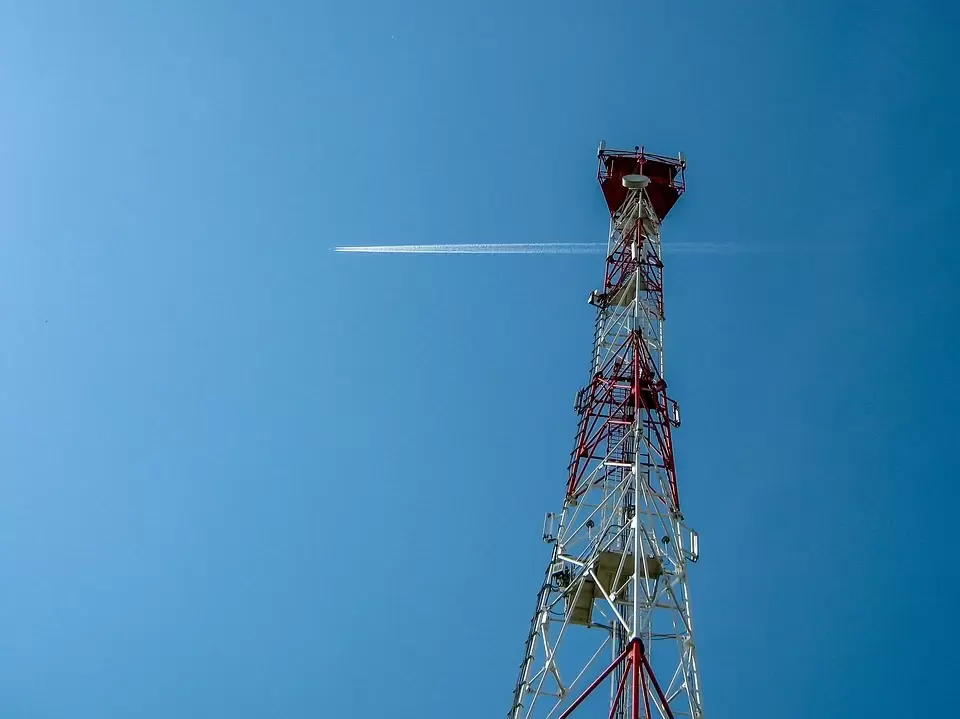 Мобильных операторов обяжут провести 4G в российские сёла