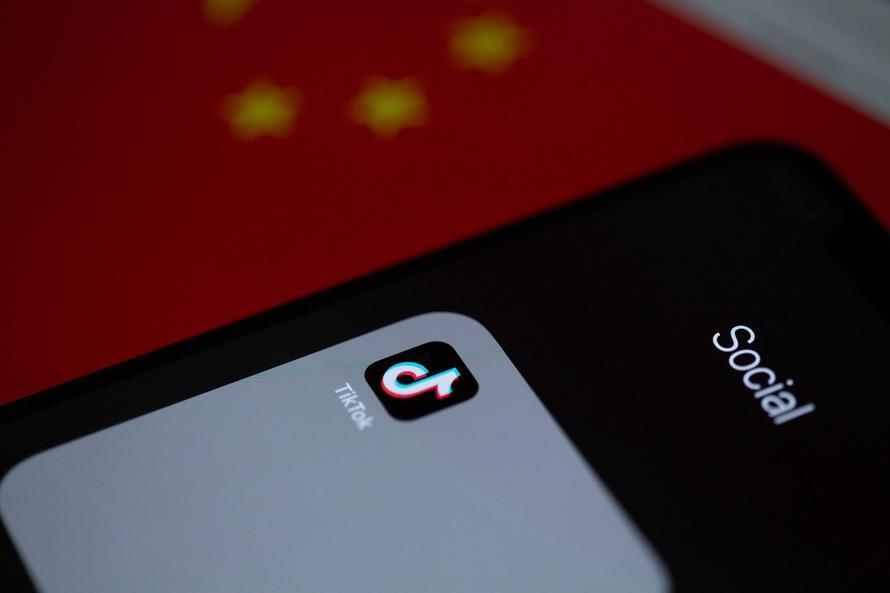 TikTok впервые обогнал Facebook и стал самым скачиваемым приложением