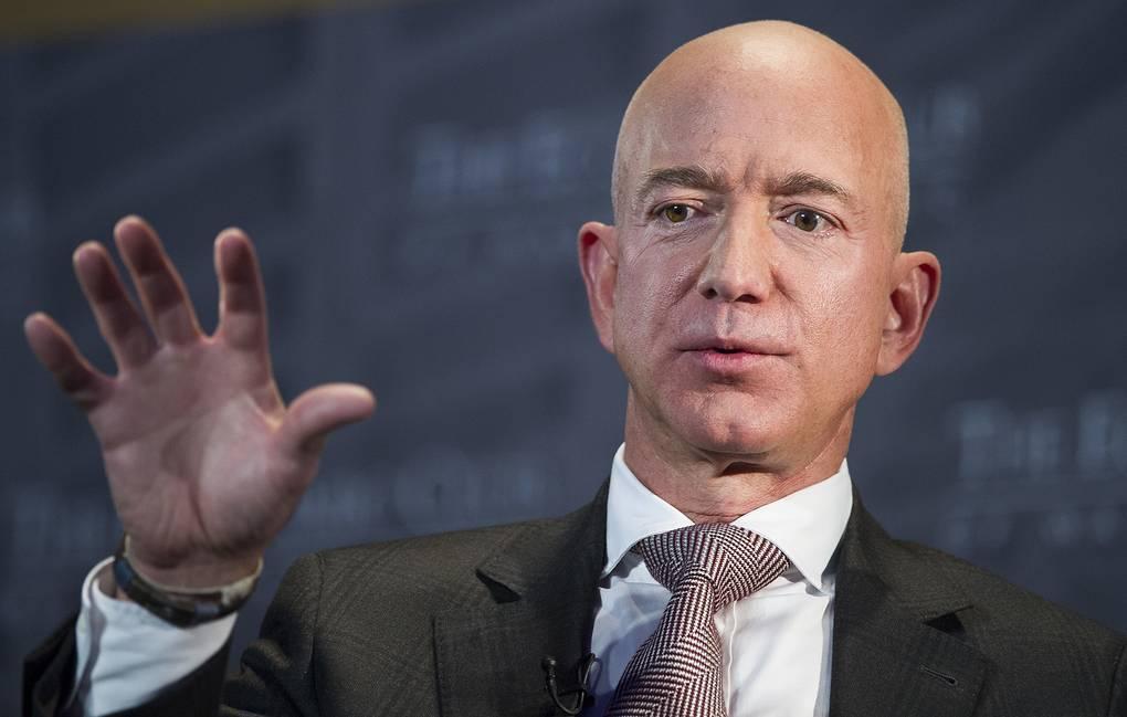 Основатель Amazon вернул себе статус самого богатого человека планеты