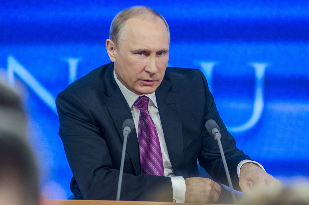 Путин призвал не радоваться победе на выборах, пока существует бедность