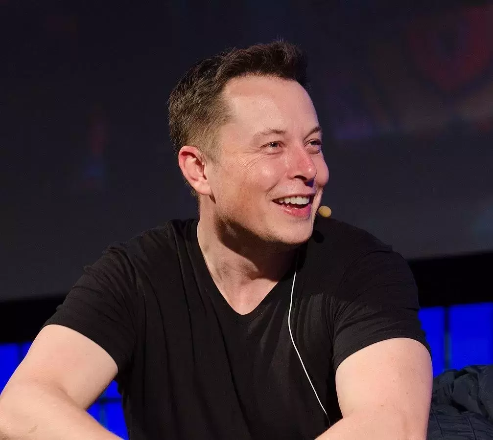 Сверхзвуковой самолёт и сборка Tesla на Марсе. Илон Маск помечтал о новых проектах