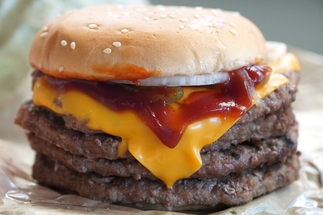 Burger King пожаловался на Павла Дурова и Telegram в ФАС