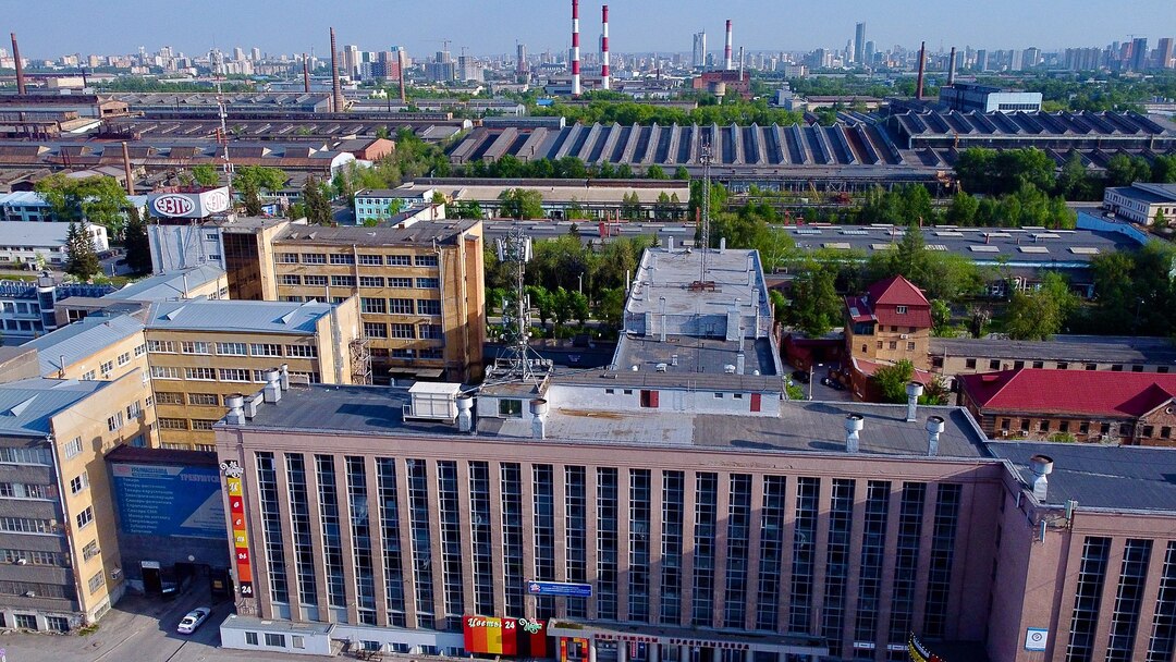 Уралмаш отстранил от работы непривитых сотрудников