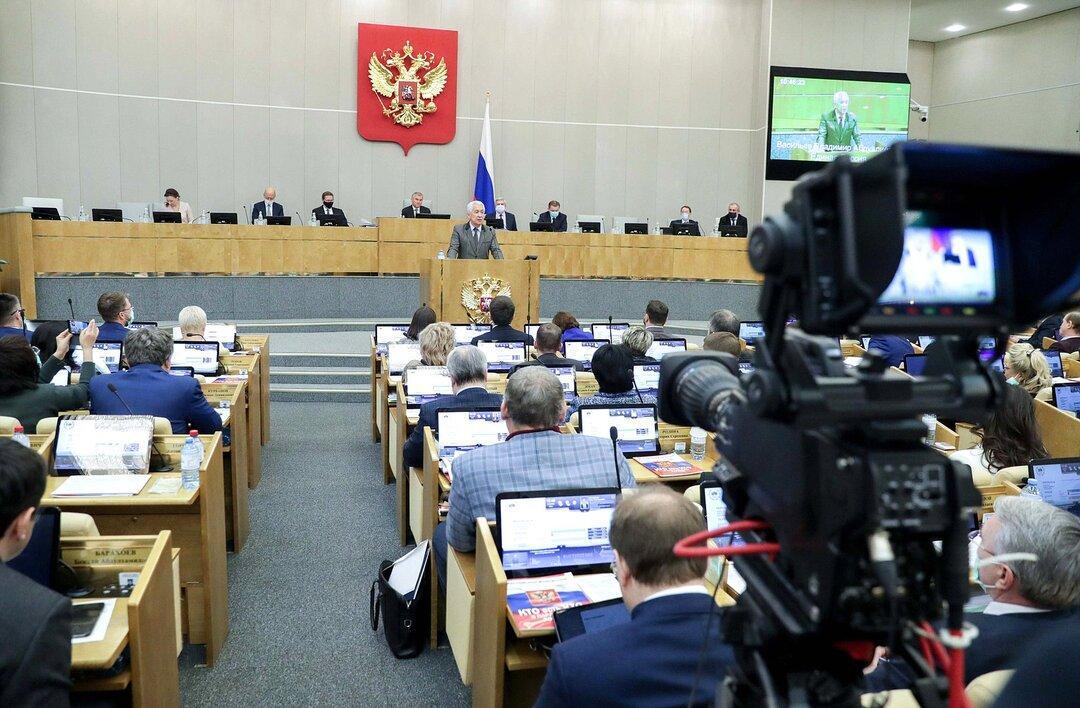 Госдума сняла с рассмотрения законопроект о введении QR-кодов