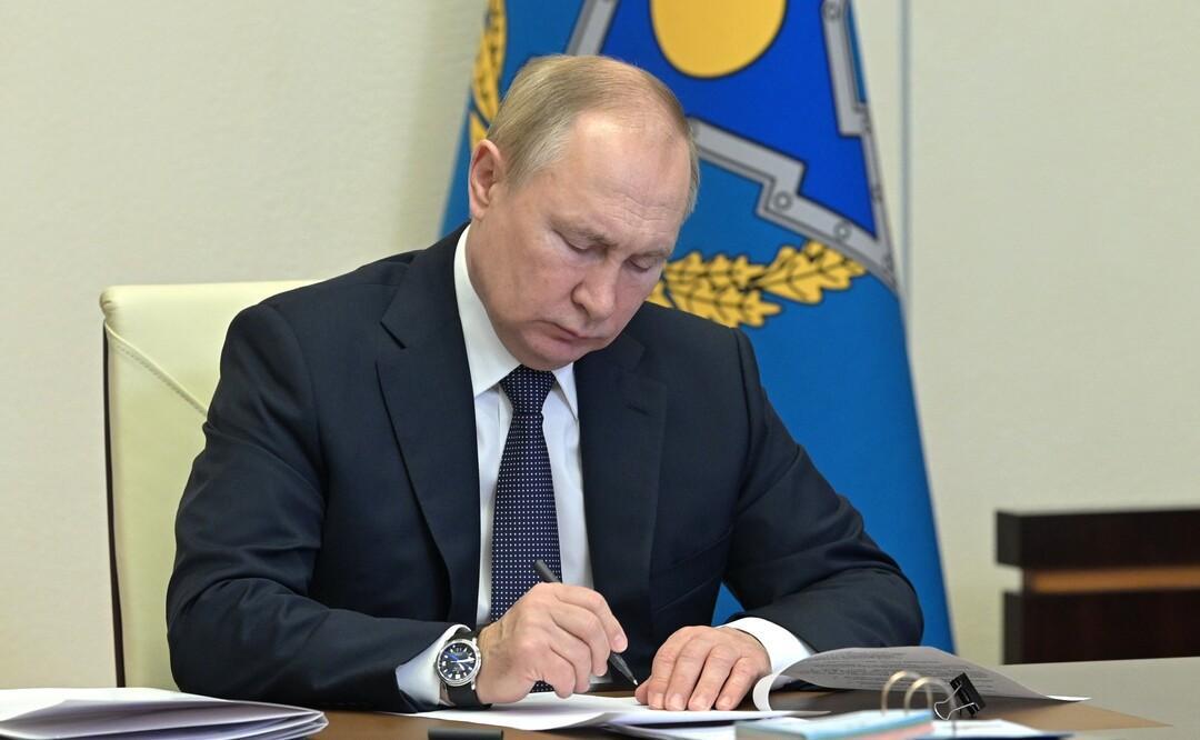 В Кремле объяснили отсутствие рукопожатия Путина и Си Цзиньпина