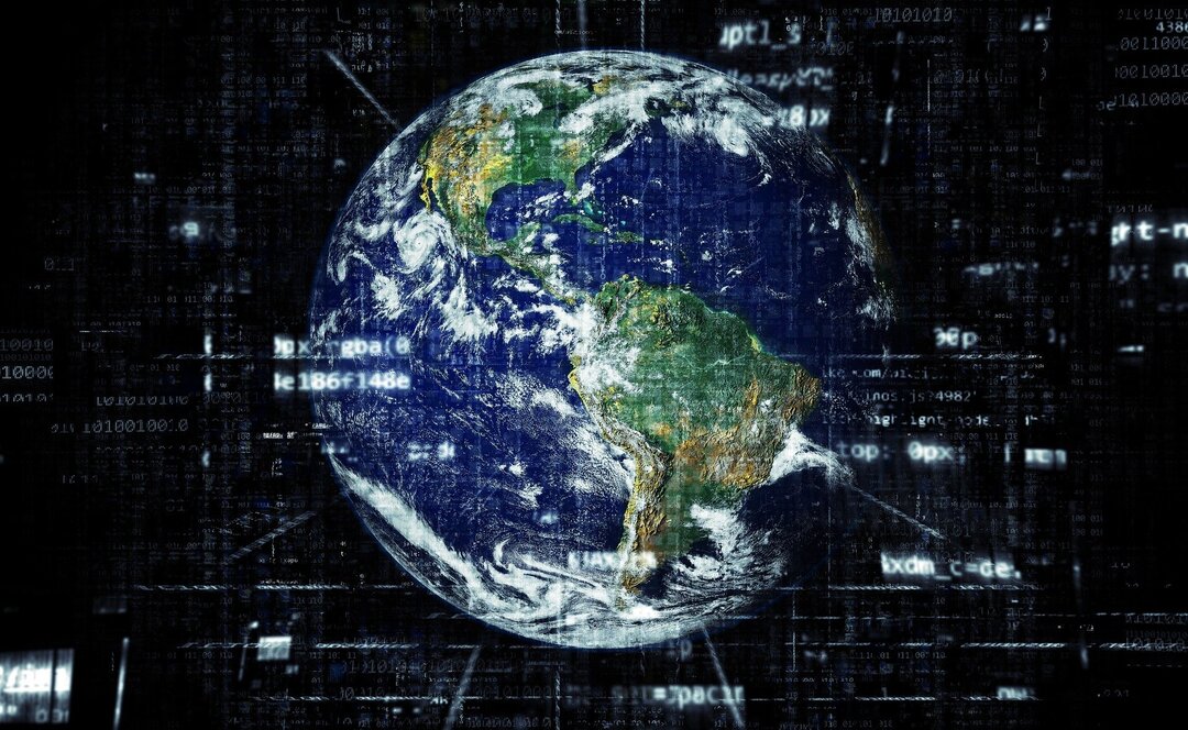 Власти России опровергли планы по отключению страны от интернета