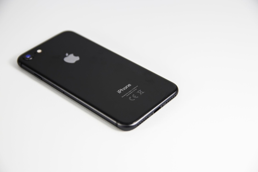 Apple разрешила оплату картой Мир. Привязать её пока не получается