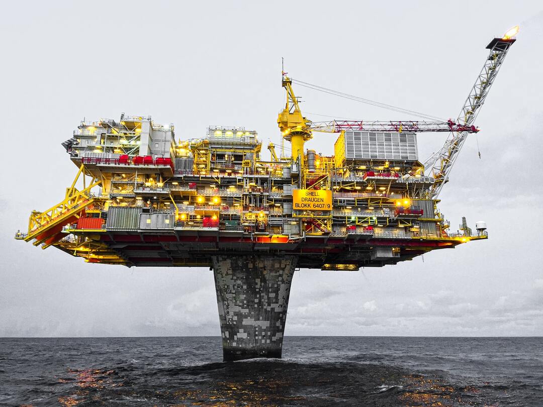 Крупнейший нефтетрейдер решил прекратить торговлю нефтью из России