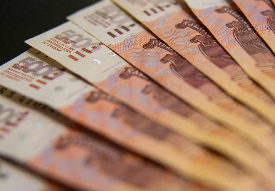 Россия выплатила украинским пенсионерам по 10 тыс. рублей