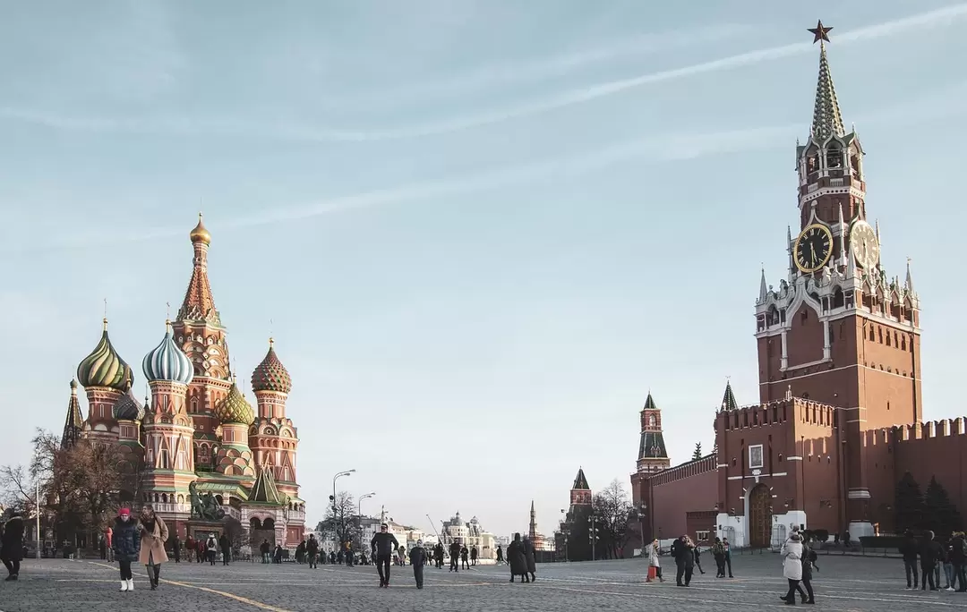 Россия прекратила упрощённую выдачу виз европейцам