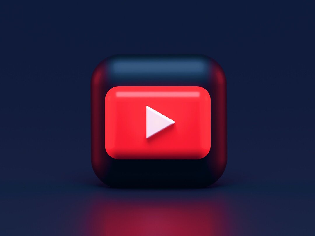 Роскомнадзор потребовал от YouTube восстановить видео с Рогозиным