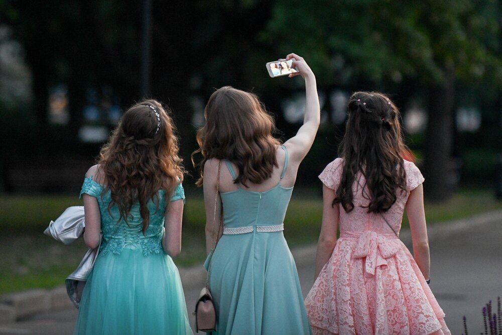 Российские выпускники стали больше тратить на салоны красоты