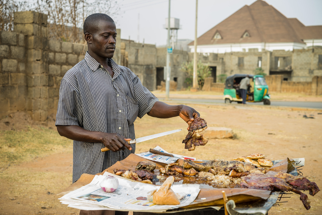 В Африке больше 30 человек погибли при раздаче еды