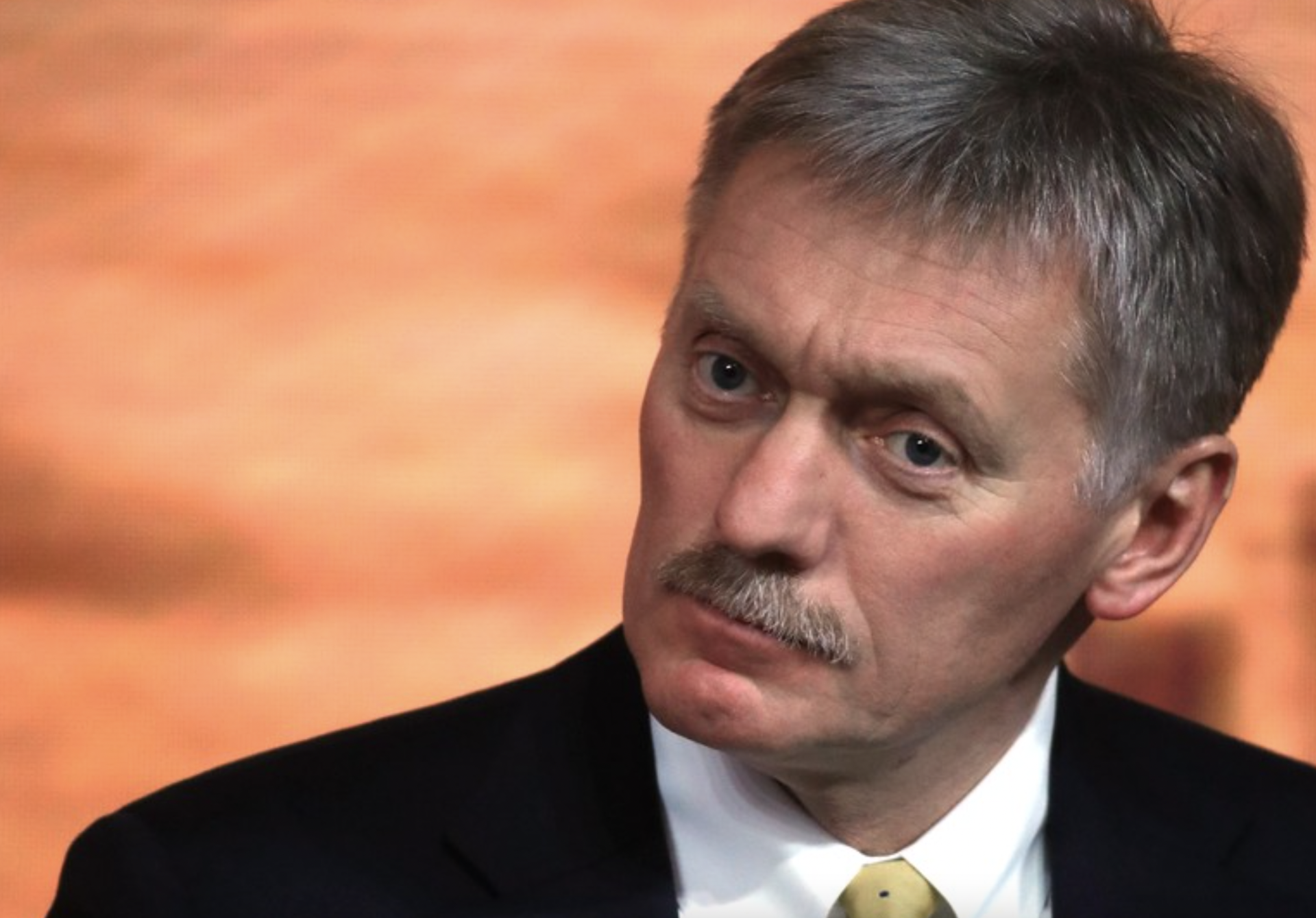 Песков: Кремль внимательно следит за решением по членству Украины в ЕС