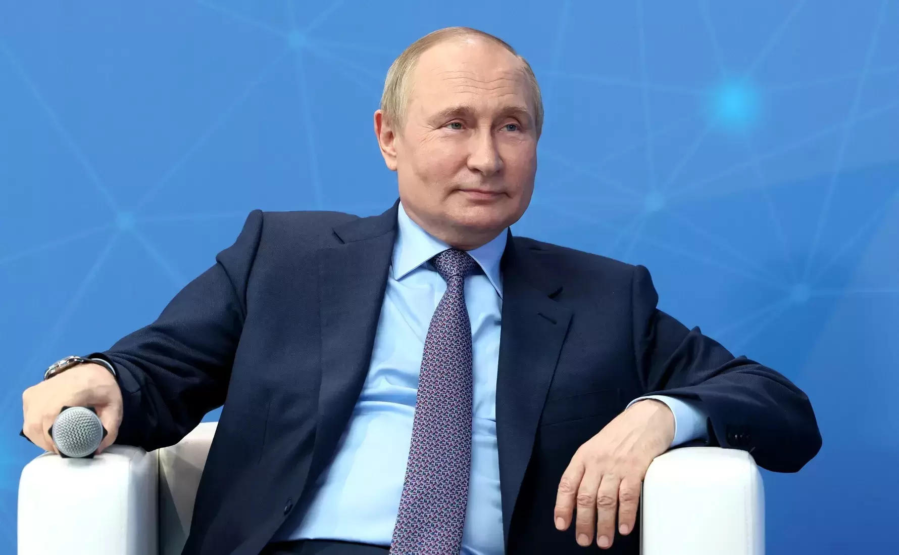 Путин призвал не мучить бизнес проверками