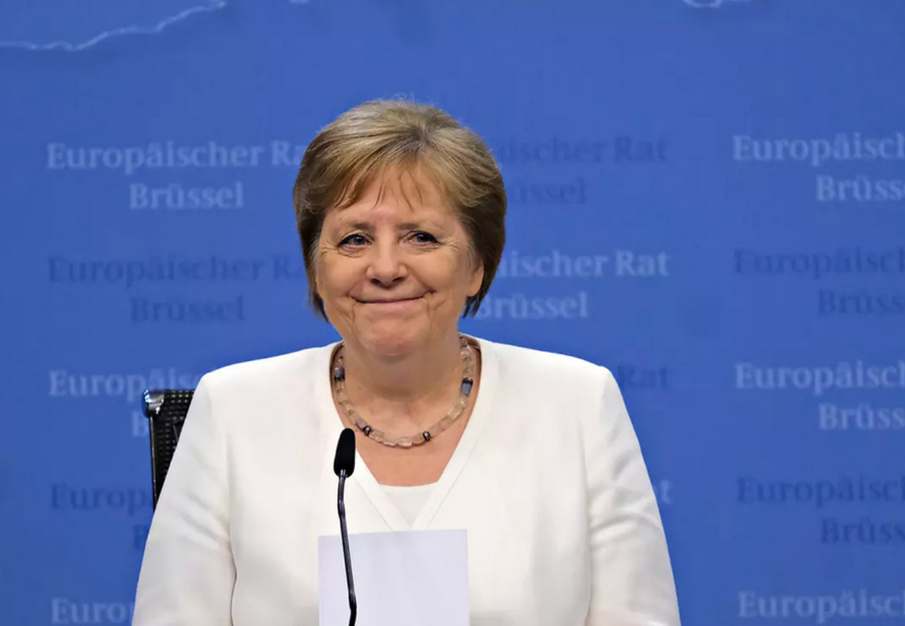 Меркель объяснила, почему Германия покупала газ у России