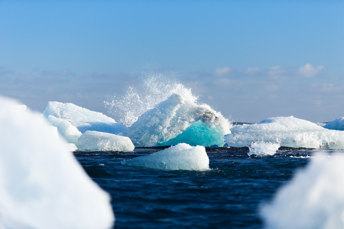 МИД и МГУ будут вместе развивать Арктику