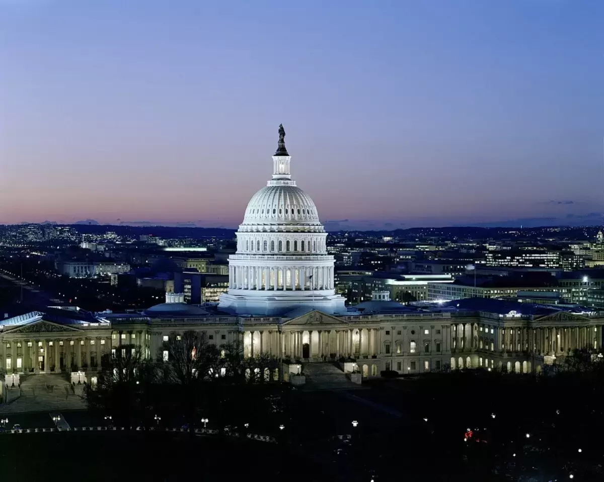 США ввели новые санкции. В списке оказались Ростех, КамАЗ, Канделаки и русское золото