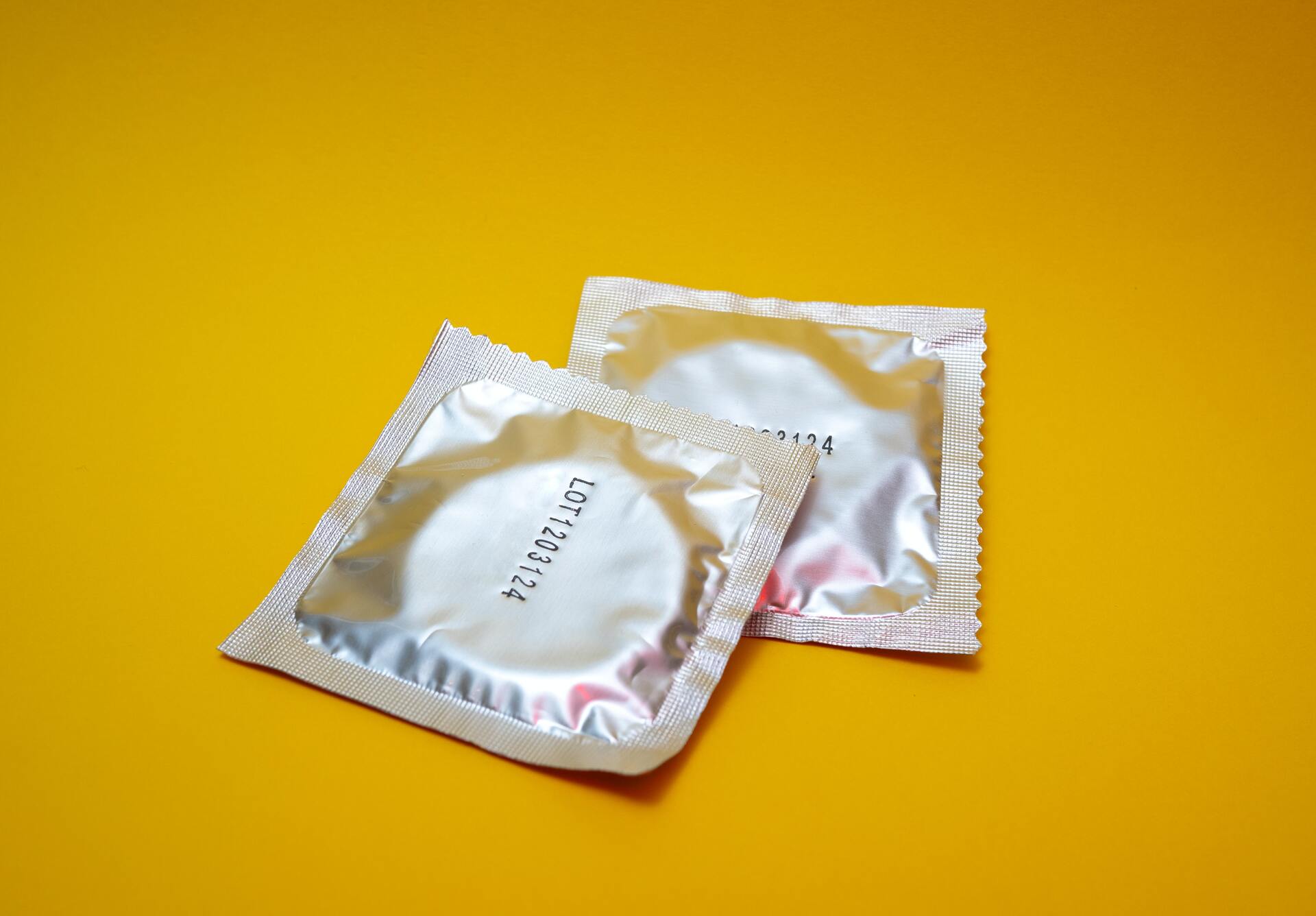 В России вырос спрос на дорогие презервативы