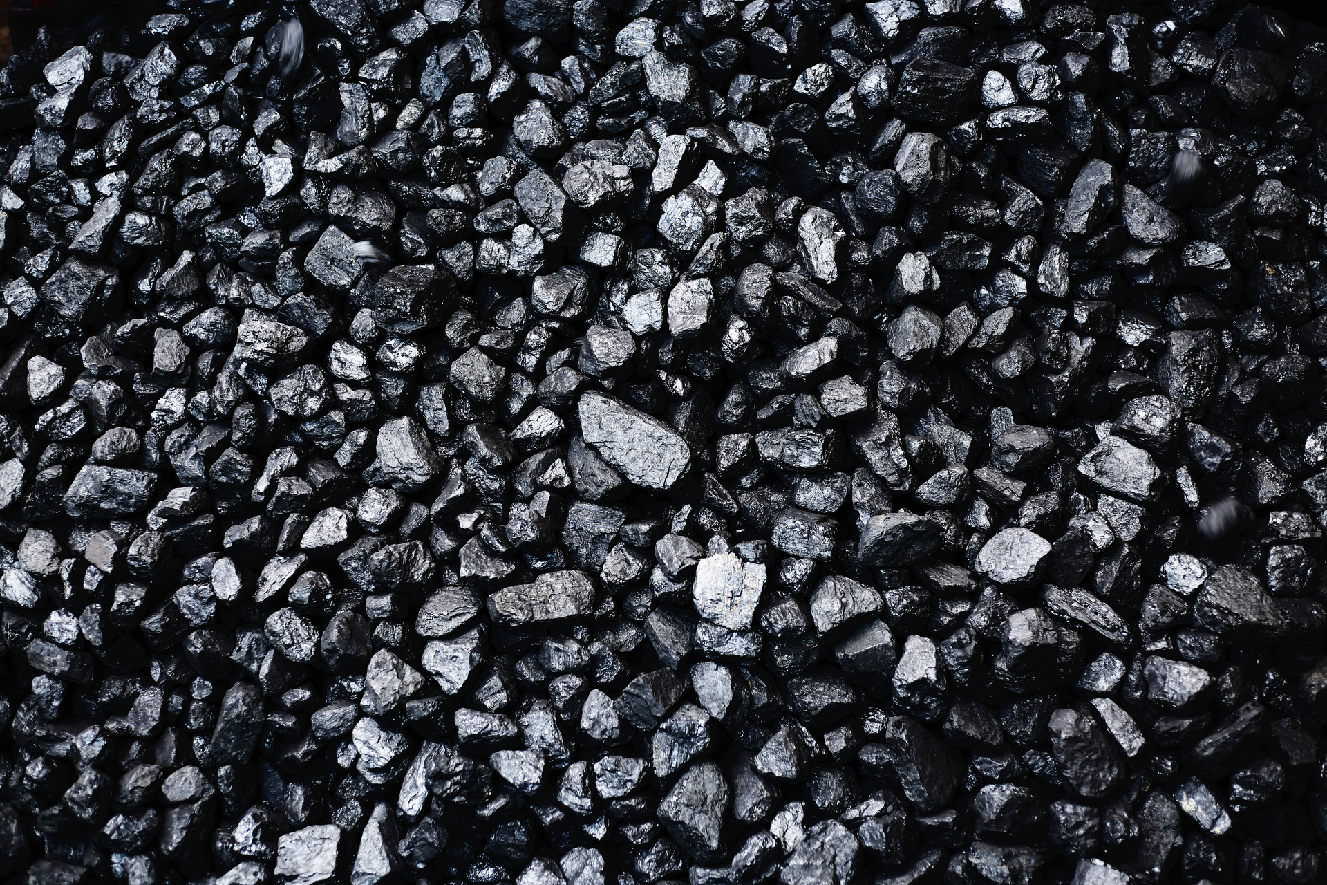 В России появится новая угольная компания. Она станет третьей по объёмам производства в стране