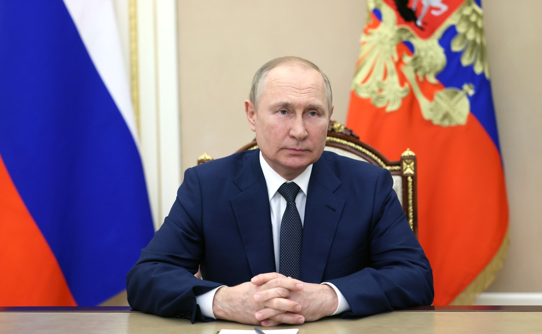 Путин утвердил ежемесячные выплаты для беженцев из Донбасса и с Украины