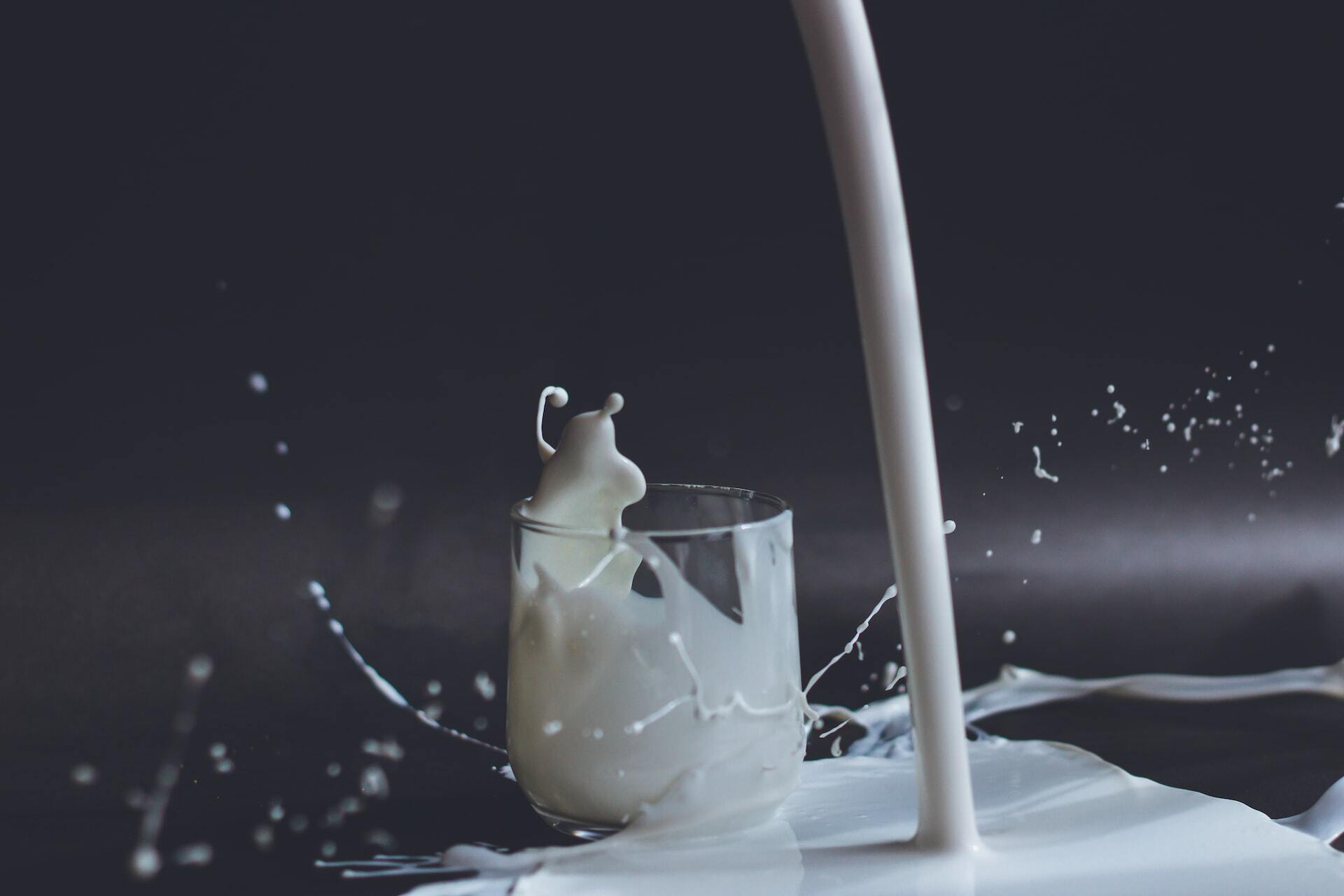 Врачи рассказали о неожиданной опасности молока