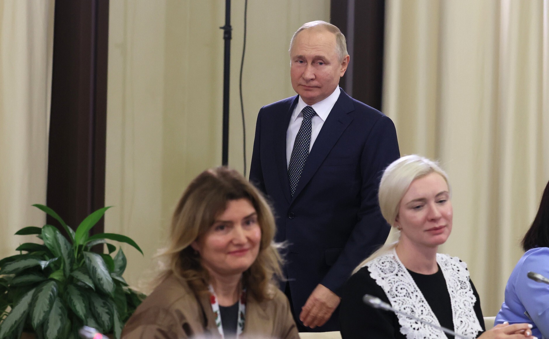 Активистка рассказала о встрече Путина с матерями военных