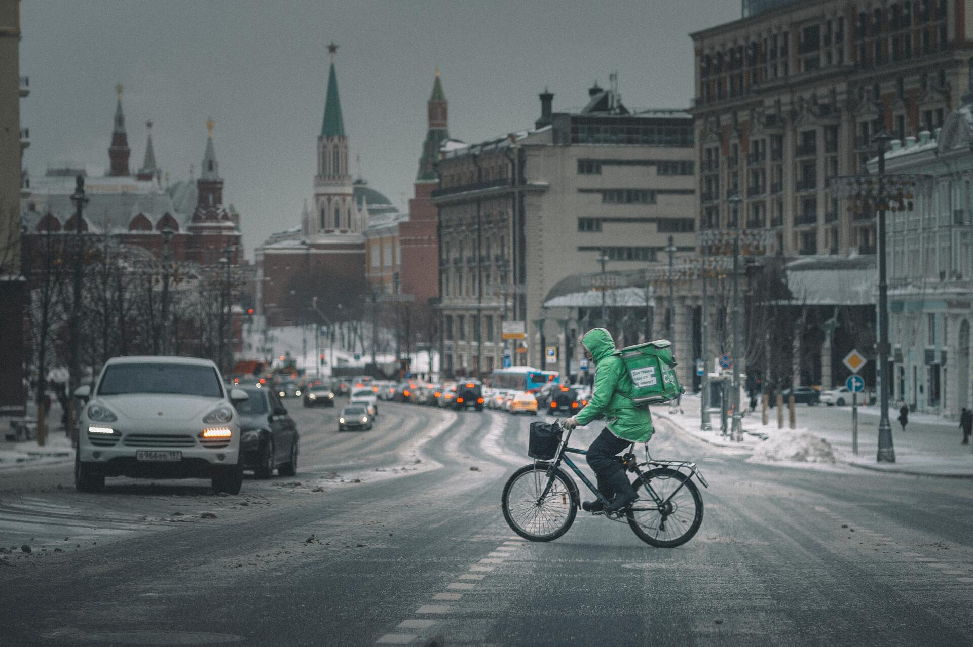 Москвичам пообещали аномальные морозы. Без шарфа на улицу ни ногой