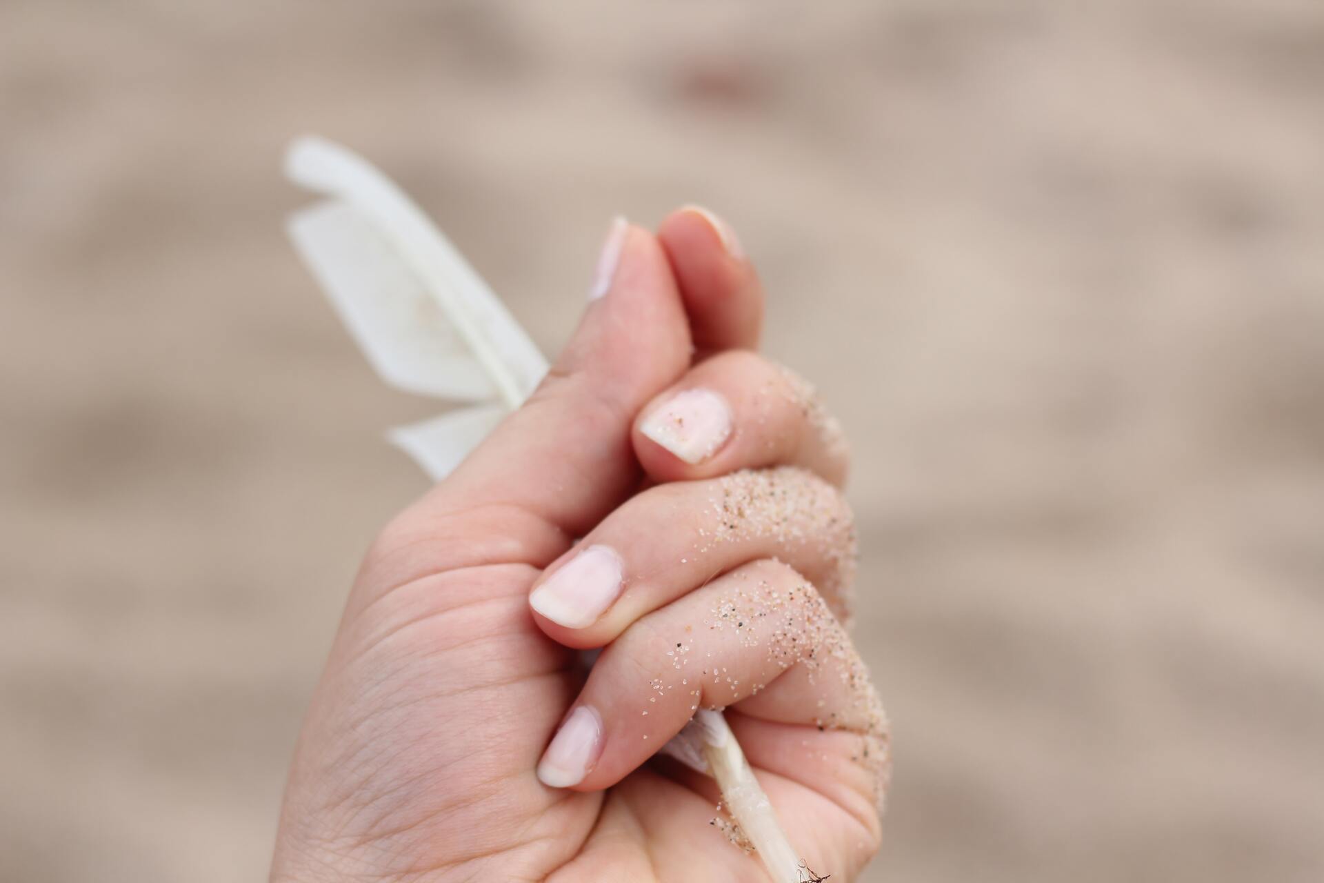 Как отучить себя или детей грызть ногти Отвечает психолог