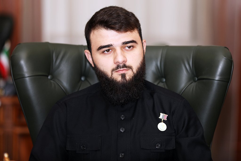 Ещё один близкий родственник Кадырова стал министром в Чечне. Ему 26 лет