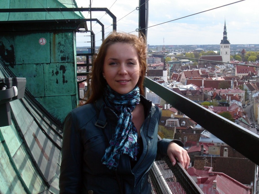 Умерла девушка, ставшая инвалидом после падения сосульки в центре Питера
