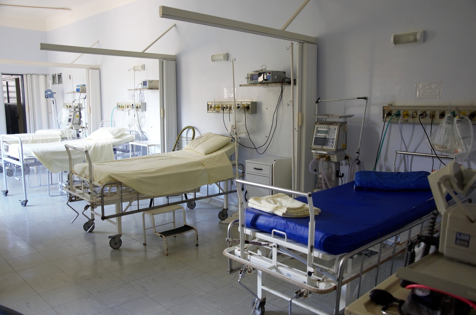 Близкие умершей в больнице россиянки два года пытаются наказать врачей. Она пролежала там три недели