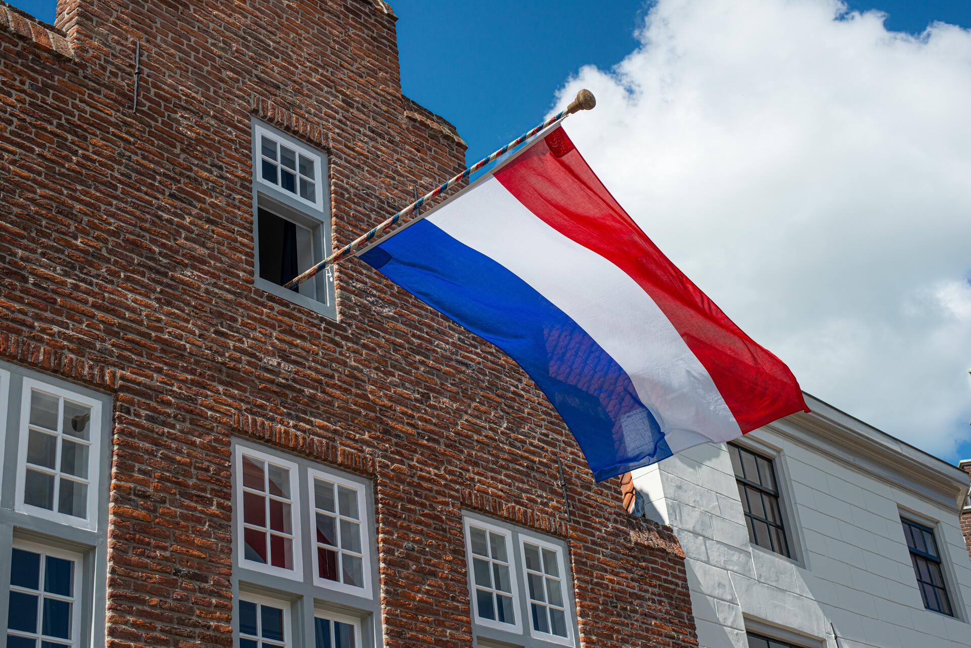 Нидерланды закроют консульство в Петербурге и попросят российских дипломатов на выход