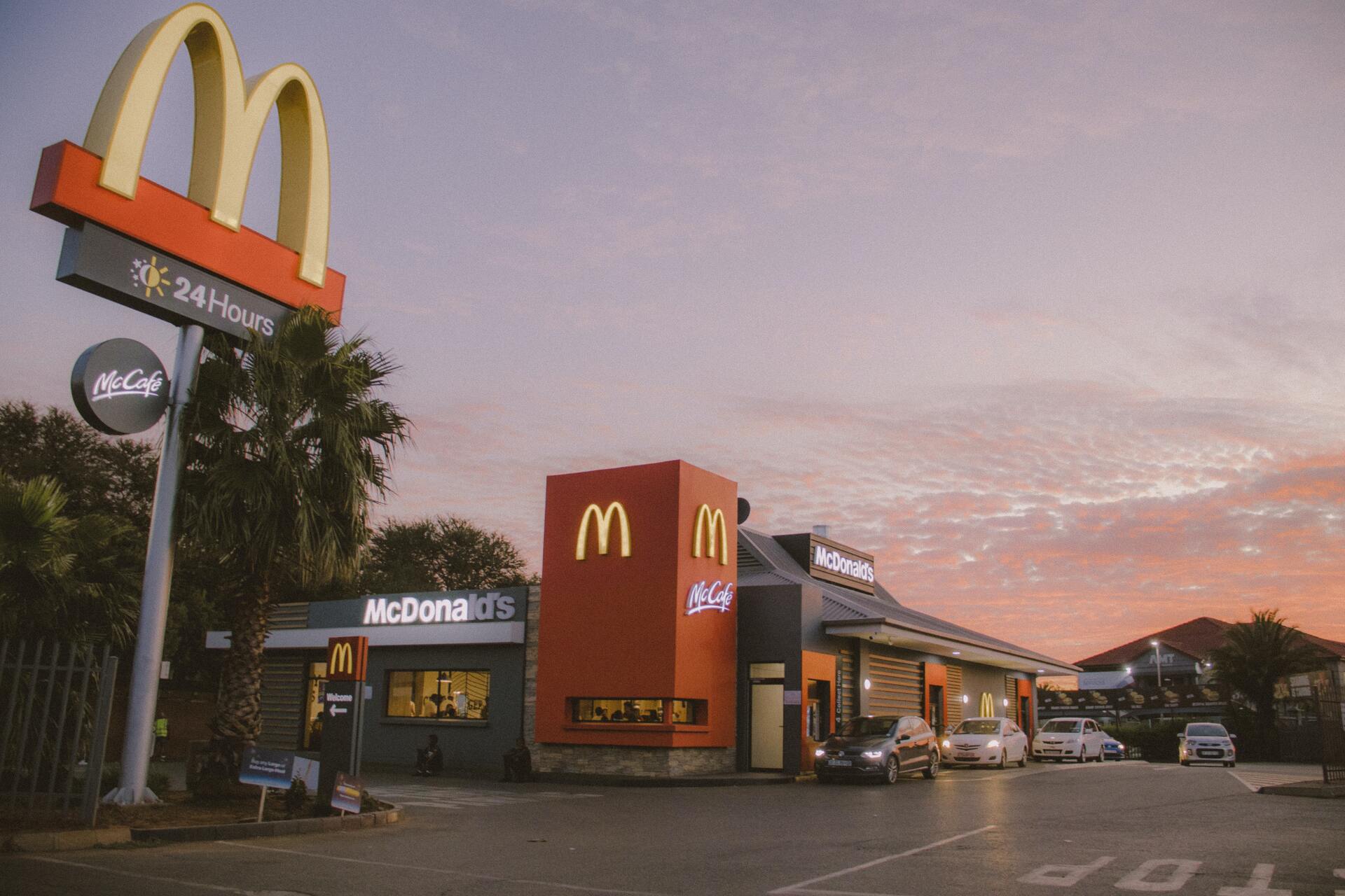 Мужчина решил похудеть и теперь признаёт только McDonalds