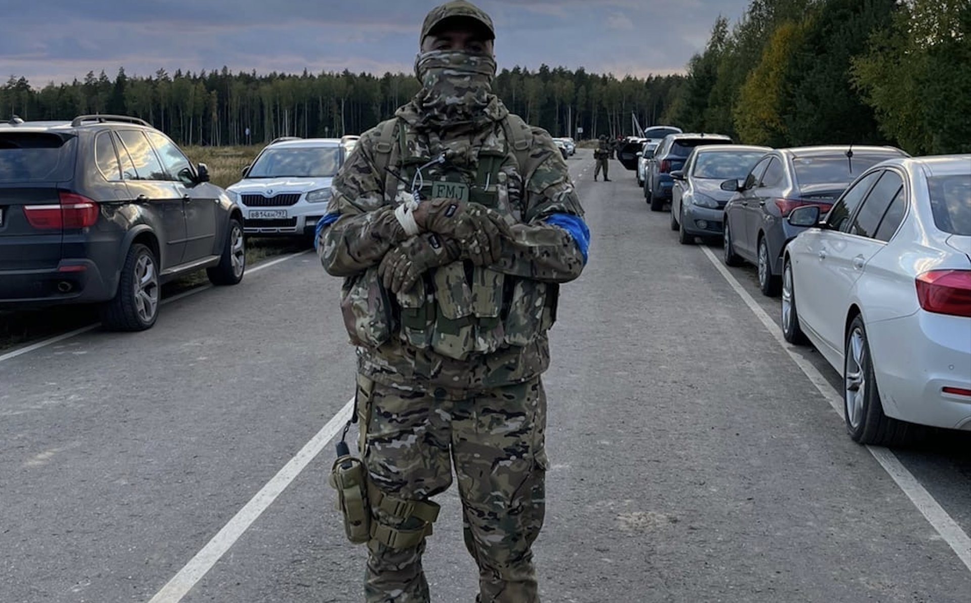 PR-директор рэпера Птахи подтвердила, что он попал под обстрел в ДНР и не выходит на связь