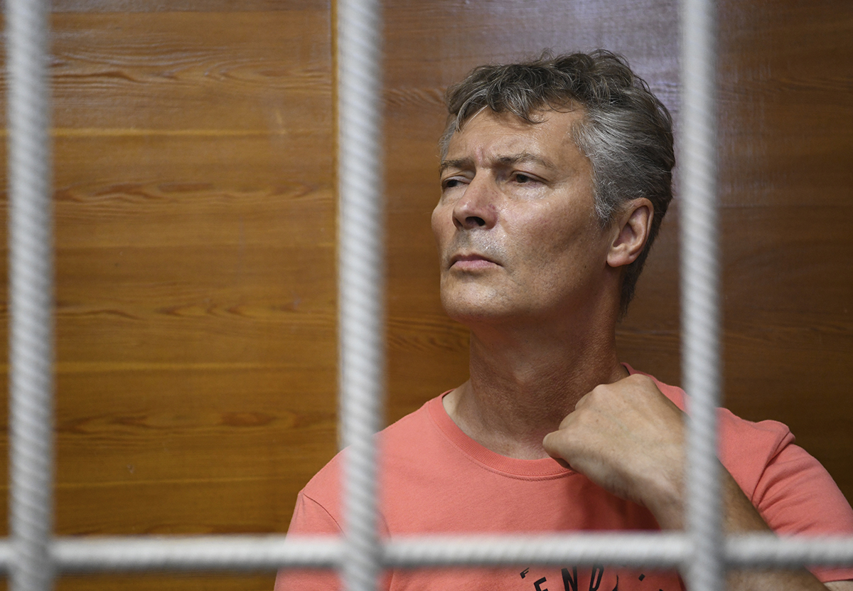 Признанного иноагентом экс-мэра Екатеринбурга арестовали на 14 суток