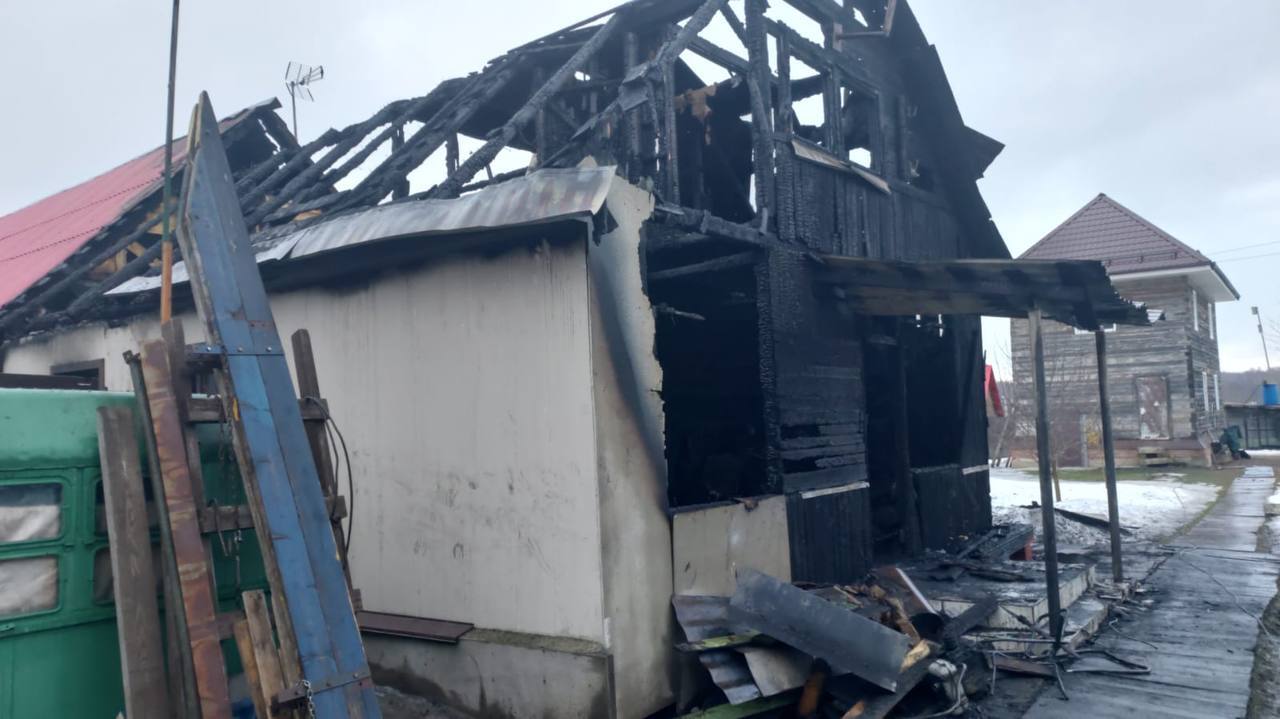 При пожаре в Новой Москве погибла семья с двумя детьми