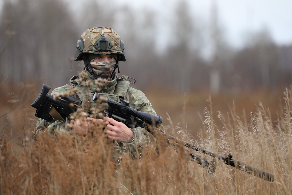 ФСБ и военные не допустили проникновения 20 украинских диверсантов в Брянскую область