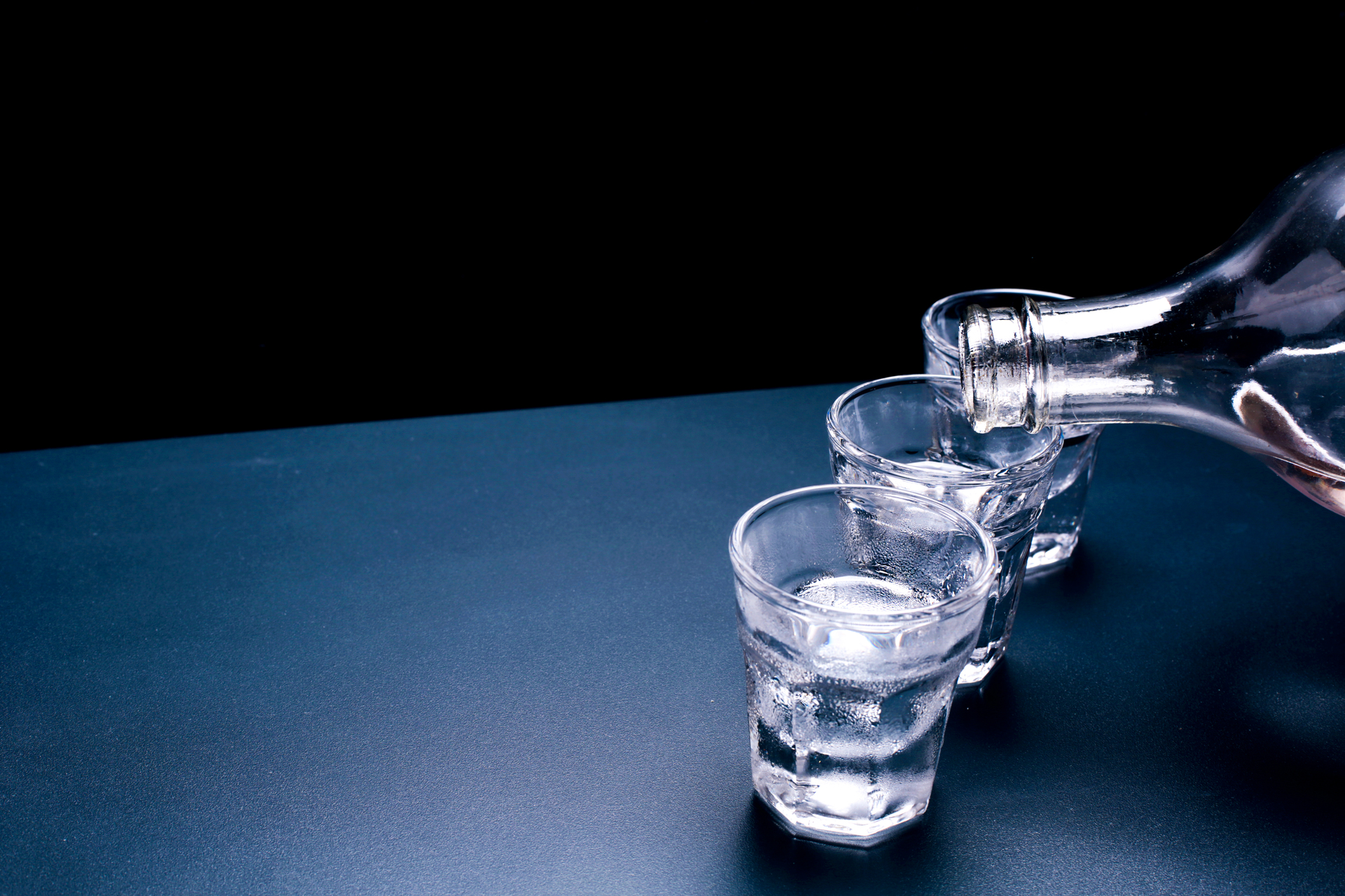Токсиколог Водовозов: водку не нужно использовать в качестве антисептика или средства от простуды