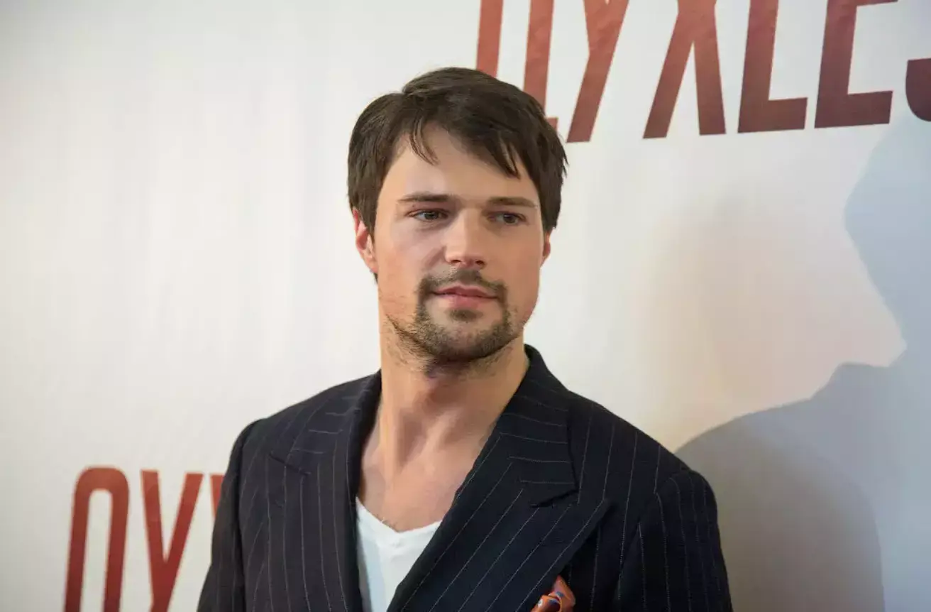 Shot: глава ФПБК Бородин попросил проверить актёра Козловского на предмет финансирования ВСУ