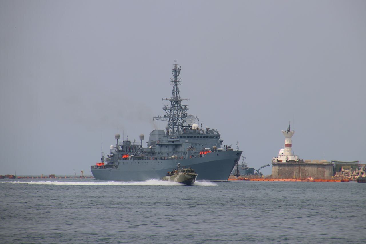 РИА Новости: атаковавшие корабль Иван Хурс беспилотные катера производились на Западе