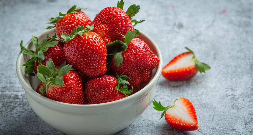 «Клубничная комиссия» подтвердила пользу ягод для сердца: открытый секрет для здоровья