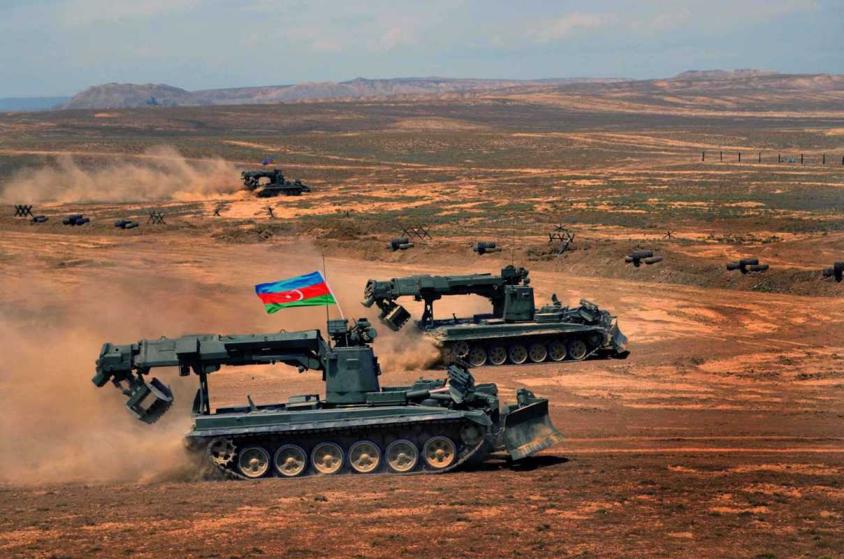 Минобороны Азербайджана сообщило о начале военной операции в Карабахе