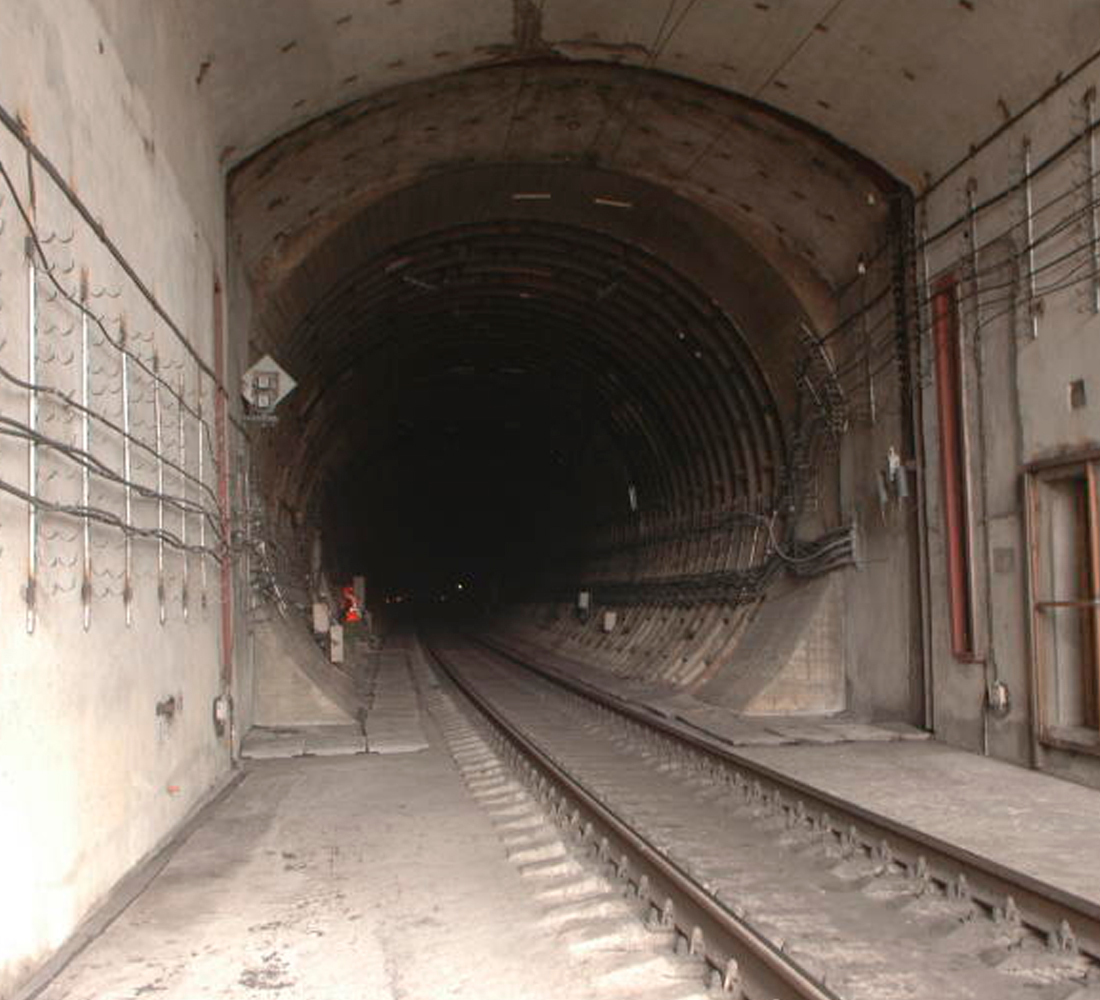 байкало муйский тоннель. северомуйский тоннель википедия длина. дренажная штольня северомуйского тоннеля. северомуйский тоннель ворота. северомуйский тоннель википедия длина.