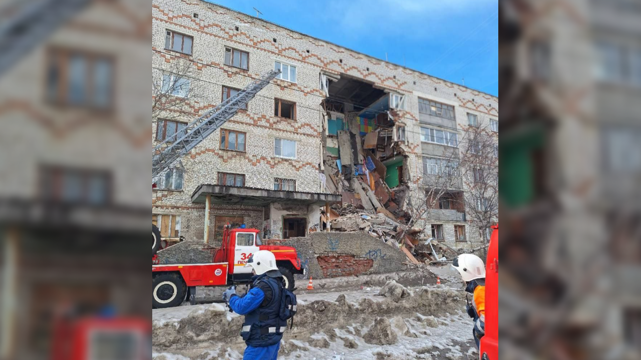 В Печоре обрушилась стена пятиэтажного жилого дома